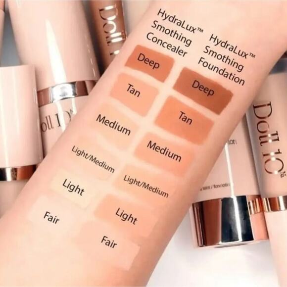 Doll 10 HydraLux Smoothing Foundation in Deep - Picture 2 of 6